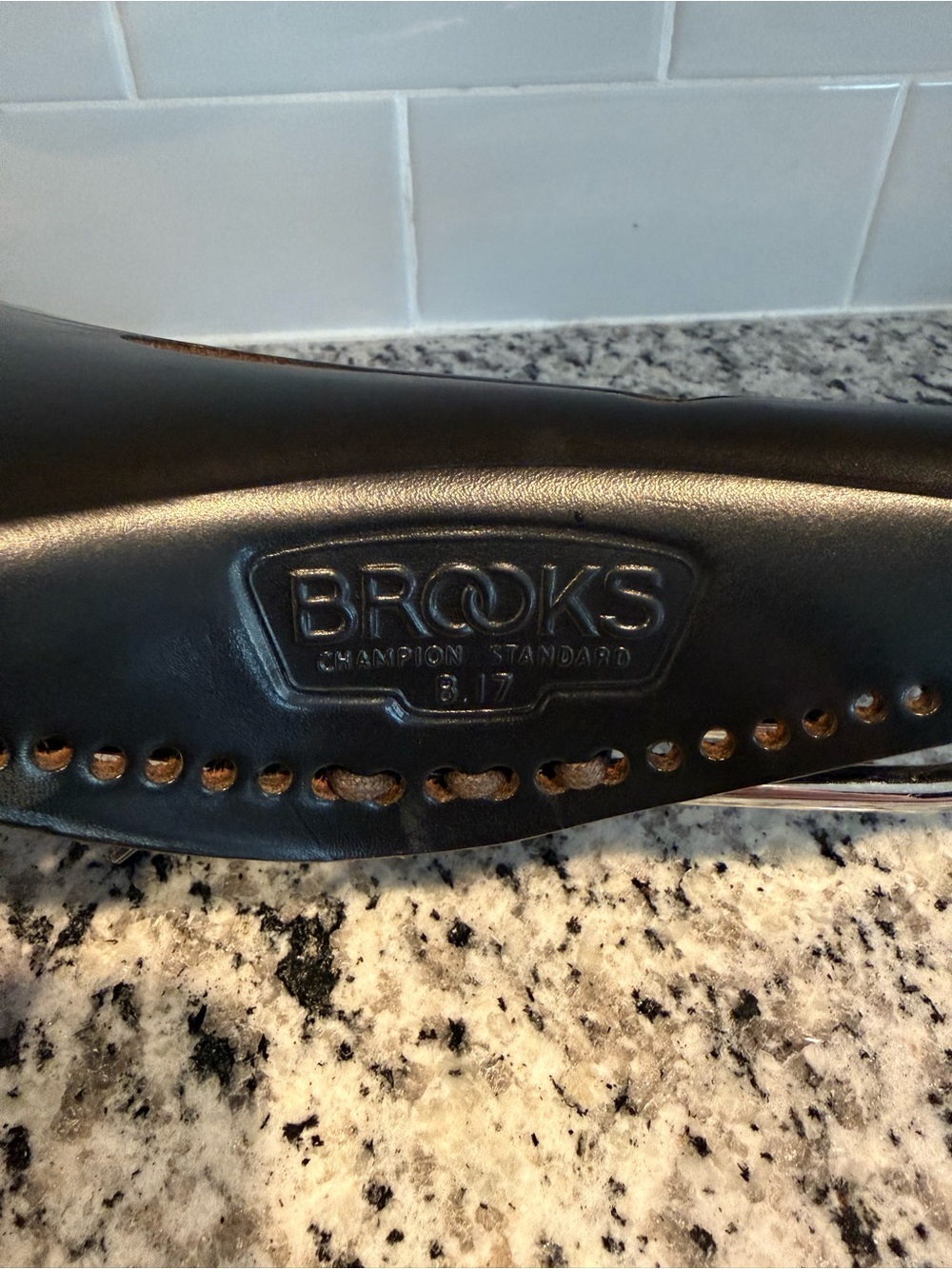 Brooks B17 Imperial Saddle - Picture 4 of 9